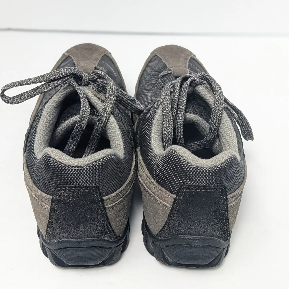 easy spirit explore sneakers
